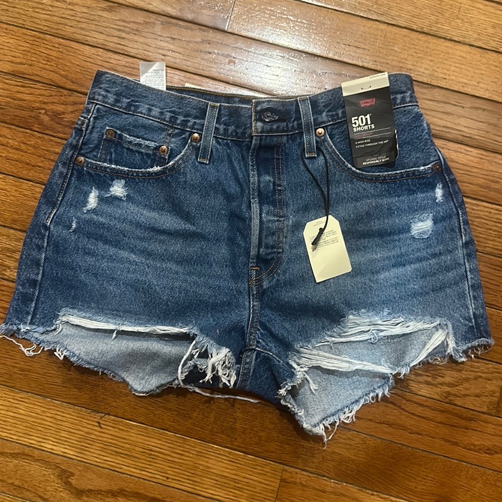 Levi's 501 shorts 29
